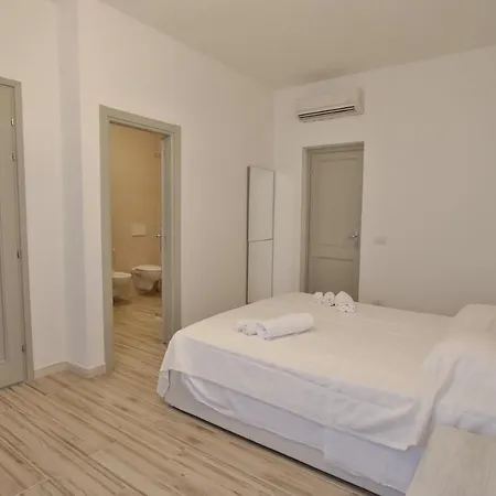 Nocleg ze śniadaniem Les Au Centre San Teodoro (Sardinia)