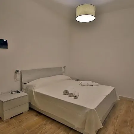 Bed & Breakfast Les Au Centre San Teodoro (Sardinia)